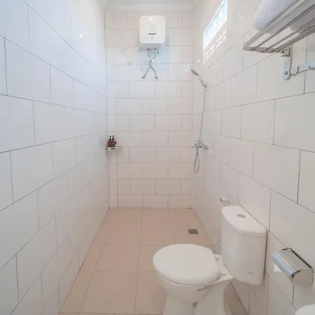 Titeng Guest House - Comfortable Studio In Amazing Location Near Potato Head And The Beach Seminyak  Exterior photo